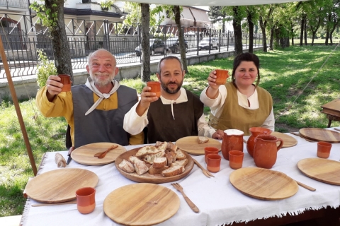 Manieri-aperti-tavolata